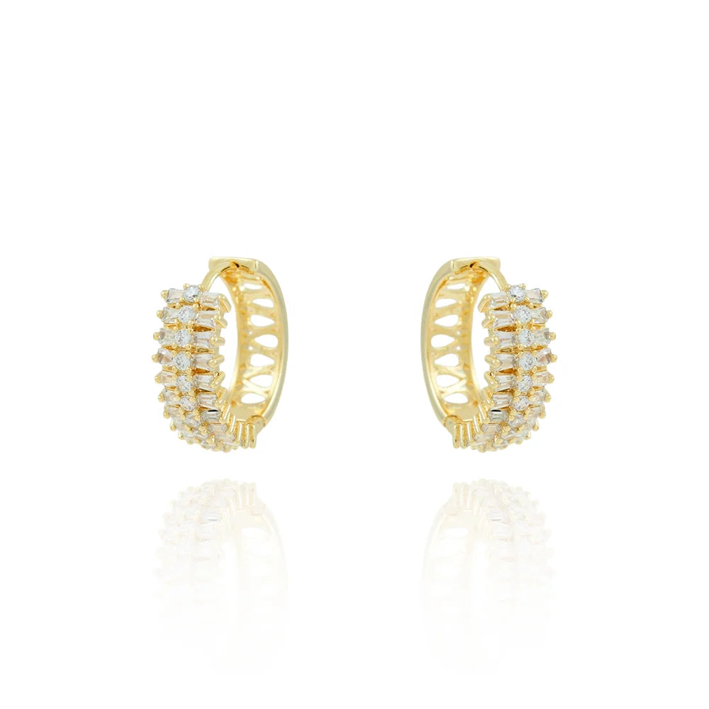 BRINCO ARGOLA ARTICULADA CRAVEJADO DE ZIRCÔNIAS CRISTAIS